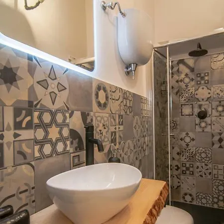 Umbrian Concierge - Factory House La Viola Apartment