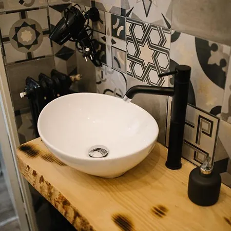 Umbrian Concierge - Factory House La Viola Apartment *